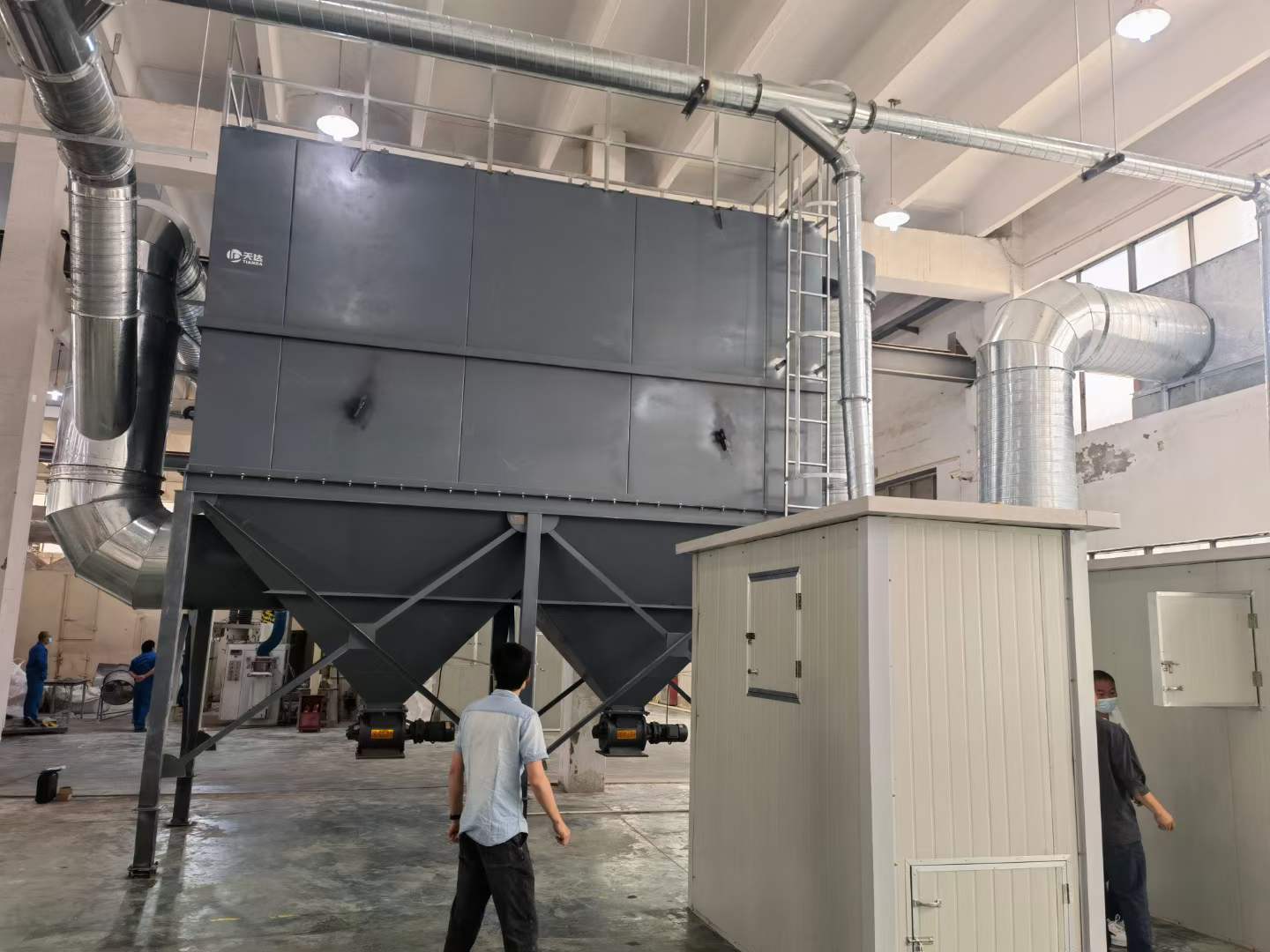 天達環(huán)保除塵設(shè)備